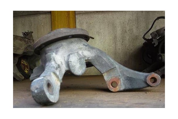 Recambio de mangueta delantero izquierda para citroen jumpy (u6u) 1.9 td referencia OEM IAM   