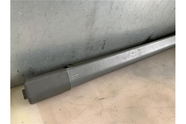 Recambio de bandeja trasero para chrysler voyager (rg) 2.4 referencia OEM IAM K0SM94BD5AB  