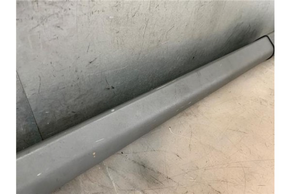 Recambio de bandeja trasero para chrysler voyager (rg) 2.4 referencia OEM IAM K0SM94BD5AB  