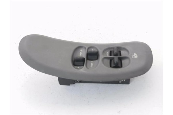 Recambio de mando elevalunas delantero izquierdo para chrysler voyager (rg) 2.4 referencia OEM IAM 4685732AC 0SB701D5AC 04685732