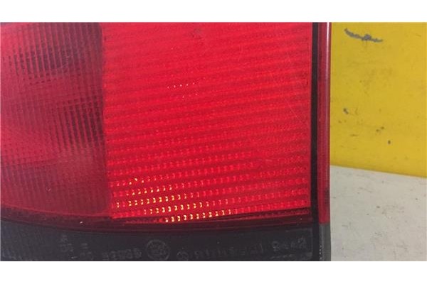 Recambio de piloto interior derecho para renault megane i classic (la0) 1.4e rn referencia OEM IAM 7700838533  