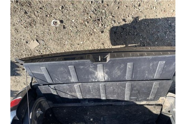 Recambio de porton trasero para mitsubishi outlander (cw0) 2.0 di-d intense referencia OEM IAM 5801A303  