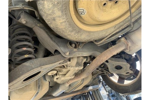 Recambio de puente trasero para mitsubishi outlander (cw0) 2.0 di-d intense referencia OEM IAM 4100A036  