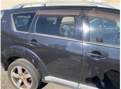 PUERTA TRASERO DERECHA 5730A244 