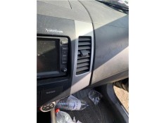 Recambio de rejilla entrada de aire para mitsubishi outlander (cw0) 2.0 di-d intense referencia OEM IAM 8030A014XA  