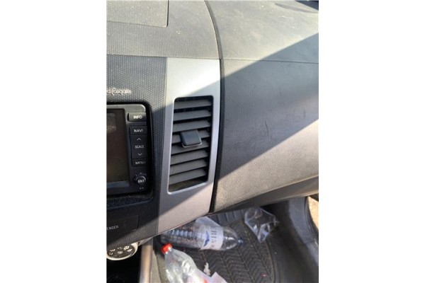 Recambio de rejilla entrada de aire para mitsubishi outlander (cw0) 2.0 di-d intense referencia OEM IAM 8030A014XA  
