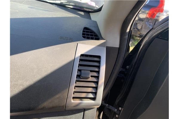 Recambio de rejilla entrada de aire para mitsubishi outlander (cw0) 2.0 di-d intense referencia OEM IAM 8030A025XA  