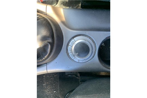 Recambio de selector de cambio para mitsubishi outlander (cw0) 2.0 di-d intense referencia OEM IAM 8604A008  