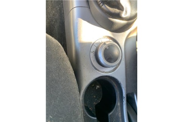 Recambio de selector de cambio para mitsubishi outlander (cw0) 2.0 di-d intense referencia OEM IAM 8604A008  