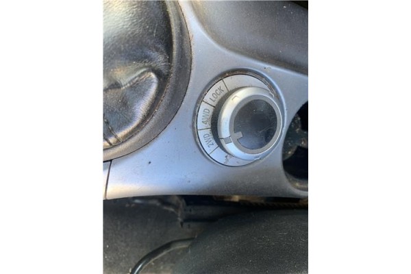 Recambio de selector de cambio para mitsubishi outlander (cw0) 2.0 di-d intense referencia OEM IAM 8604A008  