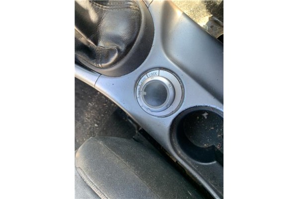 Recambio de selector de cambio para mitsubishi outlander (cw0) 2.0 di-d intense referencia OEM IAM 8604A008  