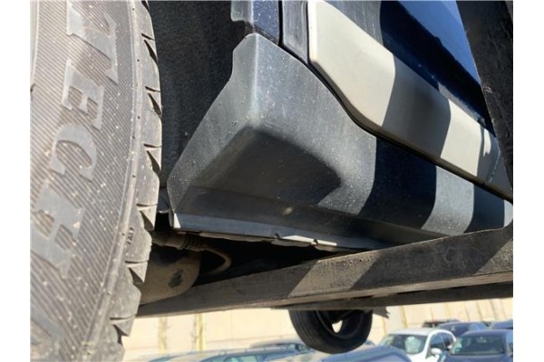 Recambio de spoiler talonera lat. derecha para mitsubishi outlander (cw0) 2.0 di-d intense referencia OEM IAM 6512A026  