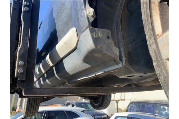 Recambio de spoiler talonera lat. derecha para mitsubishi outlander (cw0) 2.0 di-d intense referencia OEM IAM 6512A026  