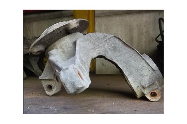 Recambio de mangueta delantero izquierda para citroen c 15 1.9 d referencia OEM IAM   