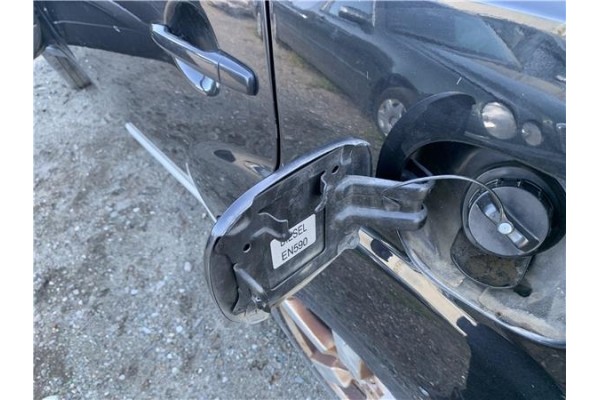 Recambio de tapa exterior combustible para mitsubishi outlander (cw0) 2.0 di-d intense referencia OEM IAM 5940A045  