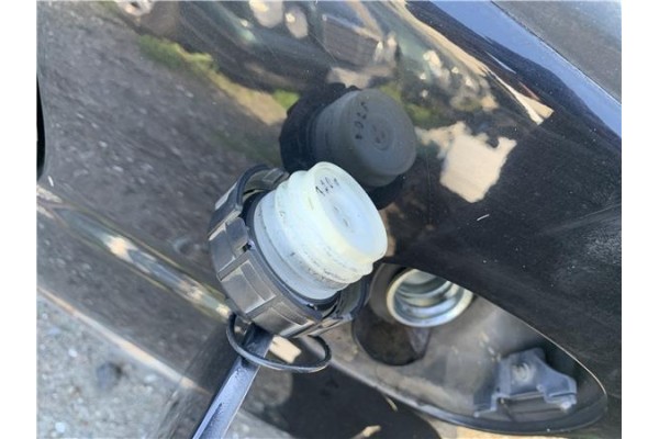 Recambio de tapon combustible para mitsubishi outlander (cw0) 2.0 di-d intense referencia OEM IAM MN120699  