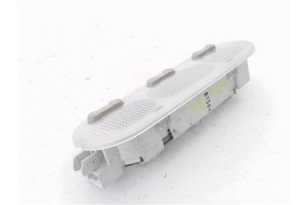 Recambio de luz delantero central techo para nissan qashqai (j10) 1.5 360 referencia OEM IAM 26430BC00B 26430BC00C 