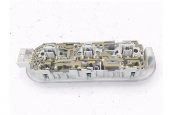 Recambio de luz delantero central techo para nissan qashqai (j10) 1.5 360 referencia OEM IAM 26430BC00B 26430BC00C 