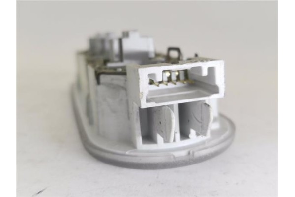 Recambio de luz delantero central techo para nissan qashqai (j10) 1.5 360 referencia OEM IAM 26430BC00B 26430BC00C 