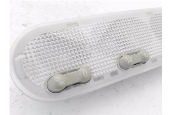 Recambio de luz delantero central techo para nissan qashqai (j10) 1.5 360 referencia OEM IAM 26430BC00B 26430BC00C 