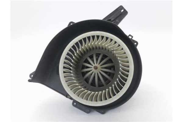 Recambio de motor calefaccion para volkswagen polo iv (9n1) 1.2 12v referencia OEM IAM 6Q1820015C  