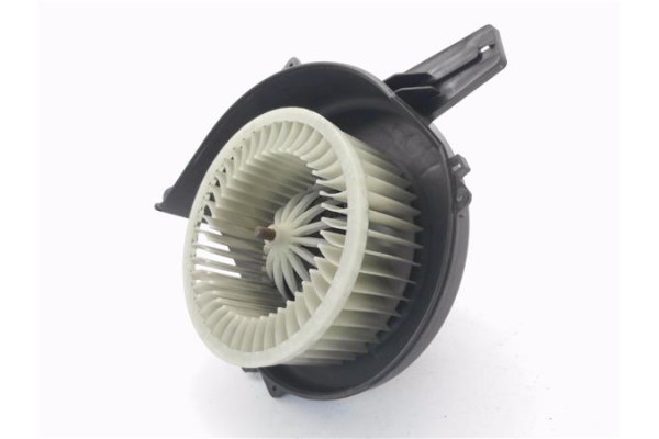 Recambio de motor calefaccion para volkswagen polo iv (9n1) 1.2 12v referencia OEM IAM 6Q1820015C  