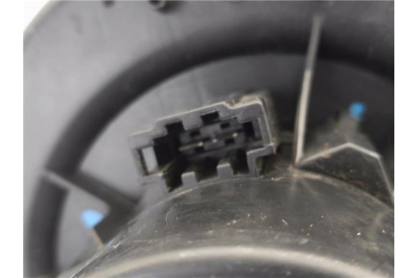 Recambio de motor calefaccion para volkswagen polo iv (9n1) 1.2 12v referencia OEM IAM 6Q1820015C  