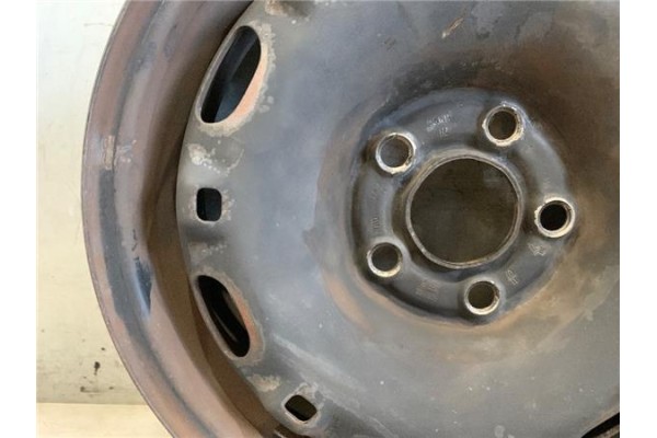Recambio de llanta para volkswagen polo iv (9n1) 1.4 16v referencia OEM IAM 6Q0601027P03C  
