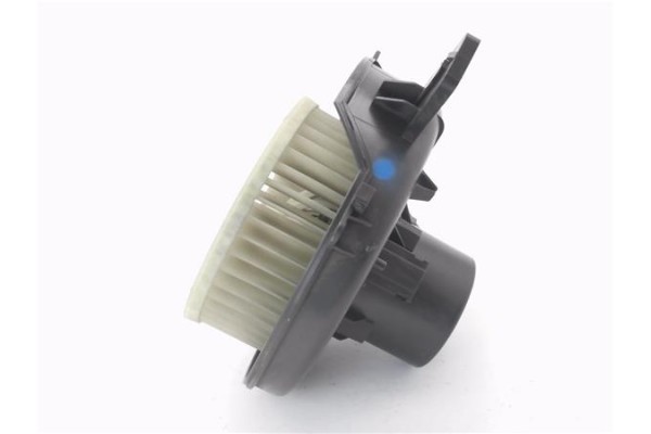 Recambio de motor calefaccion para volkswagen polo iv (9n1) 1.4 16v referencia OEM IAM 6Q1820015C  