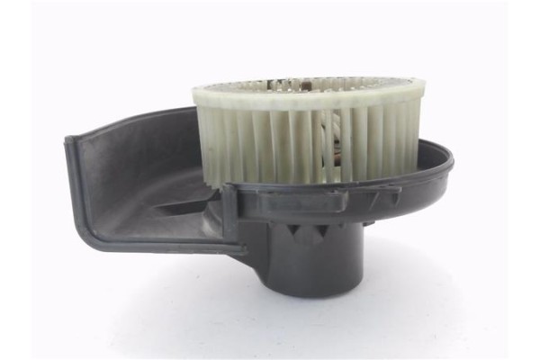 Recambio de motor calefaccion para volkswagen polo iv (9n1) 1.4 16v referencia OEM IAM 6Q1820015C  