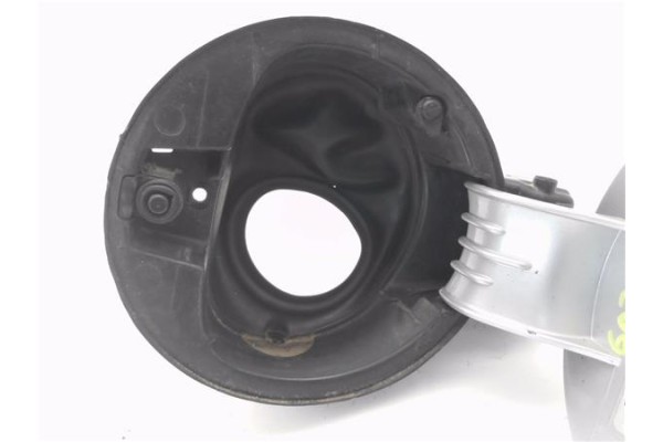 Recambio de tapa exterior combustible para volkswagen polo iv (9n1) 1.4 16v referencia OEM IAM 6Q0010300G 1H0010092C 