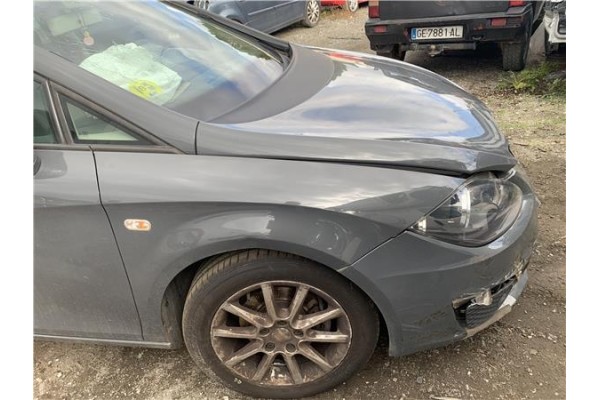 Recambio de aleta delantero derecha para seat leon (1p1) 1.9 tdi referencia OEM IAM 1P0821022A  