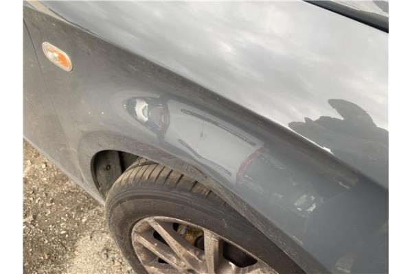 Recambio de aleta delantero derecha para seat leon (1p1) 1.9 tdi referencia OEM IAM 1P0821022A  