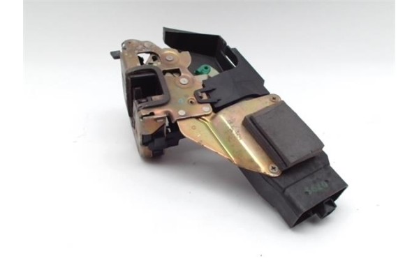 Recambio de cierre electromagnetico trasero izquierdo para volvo s40 berlina 1.8 i referencia OEM IAM 30850806  