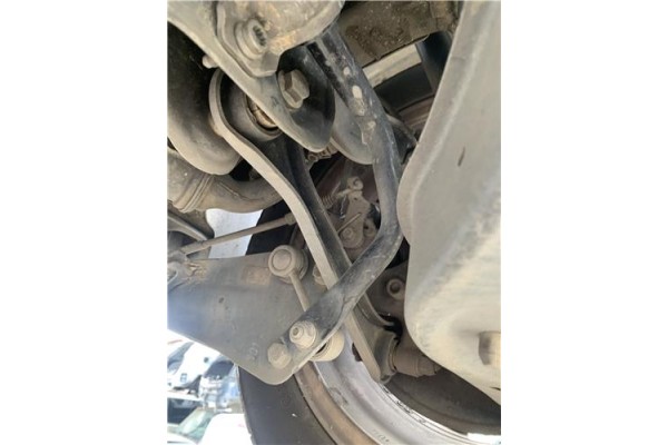 Recambio de barra estabilizadora trasero para seat leon (1p1) 1.9 tdi referencia OEM IAM 1K0511409CA  