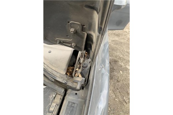 Recambio de bisagra capo izquierda para seat leon (1p1) 1.9 tdi referencia OEM IAM 1P0823301  