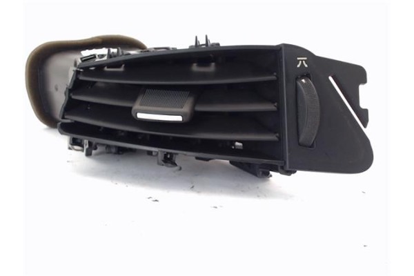 Recambio de rejilla entrada de aire para opel astra j 1.6 referencia OEM IAM   
