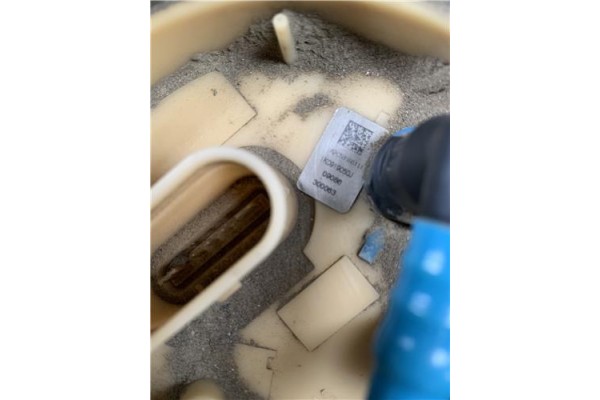 Recambio de bomba combustible para seat leon (1p1) 1.9 tdi referencia OEM IAM 1K0919050J 9086 