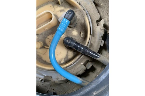 Recambio de bomba combustible para seat leon (1p1) 1.9 tdi referencia OEM IAM 1K0919050J 9086 