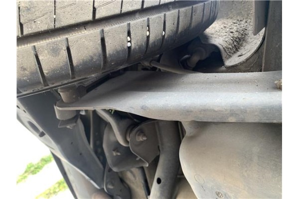 Recambio de brazo inferior trasero derecho para seat leon (1p1) 1.9 tdi referencia OEM IAM 1K0505226H 035F9 