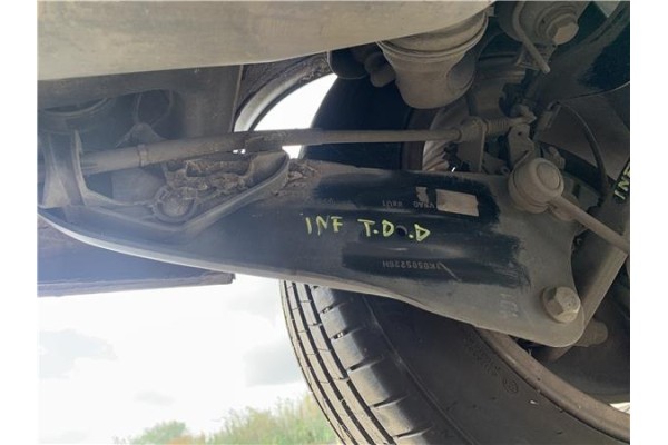 Recambio de brazo inferior trasero derecho para seat leon (1p1) 1.9 tdi referencia OEM IAM 1K0505226H 035F9 