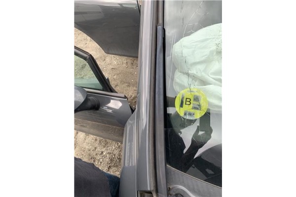 Recambio de brazo limpiaparabrisas delantero derecho para seat leon (1p1) 1.9 tdi referencia OEM IAM 1P0955410A  