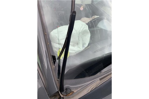 Recambio de brazo limpiaparabrisas delantero derecho para seat leon (1p1) 1.9 tdi referencia OEM IAM 1P0955410A  