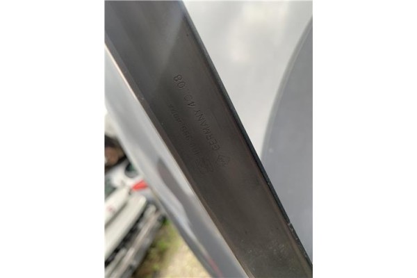 Recambio de brazo limpiaparabrisas delantero izquierdo para seat leon (1p1) 1.9 tdi referencia OEM IAM 1P0955409A  