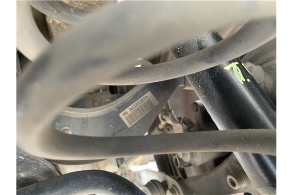 Recambio de brazo superior derecho suspension trasero para seat leon (1p1) 1.9 tdi referencia OEM IAM 29CV2CH0N 1K0505224K 