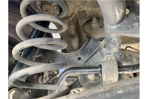 Recambio de brazo superior izquierdo suspension trasero para seat leon (1p1) 1.9 tdi referencia OEM IAM 29CV2CG0N 1K0505223K 