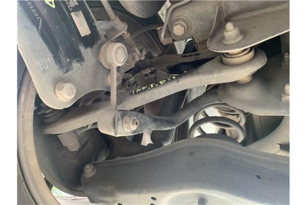 Recambio de brazo superior trasero derecho para seat leon (1p1) 1.9 tdi referencia OEM IAM 1K0501530C  