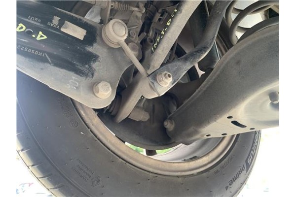 Recambio de brazo superior trasero derecho para seat leon (1p1) 1.9 tdi referencia OEM IAM 1K0501530C  