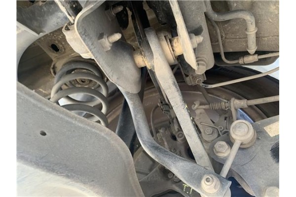 Recambio de brazo superior trasero izquierdo para seat leon (1p1) 1.9 tdi referencia OEM IAM 1K0501529F  