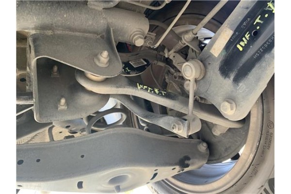 Recambio de brazo superior trasero izquierdo para seat leon (1p1) 1.9 tdi referencia OEM IAM 1K0501529F  